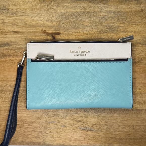 kate spade Handbags - NWT Kate Spade Wristlet Wallet